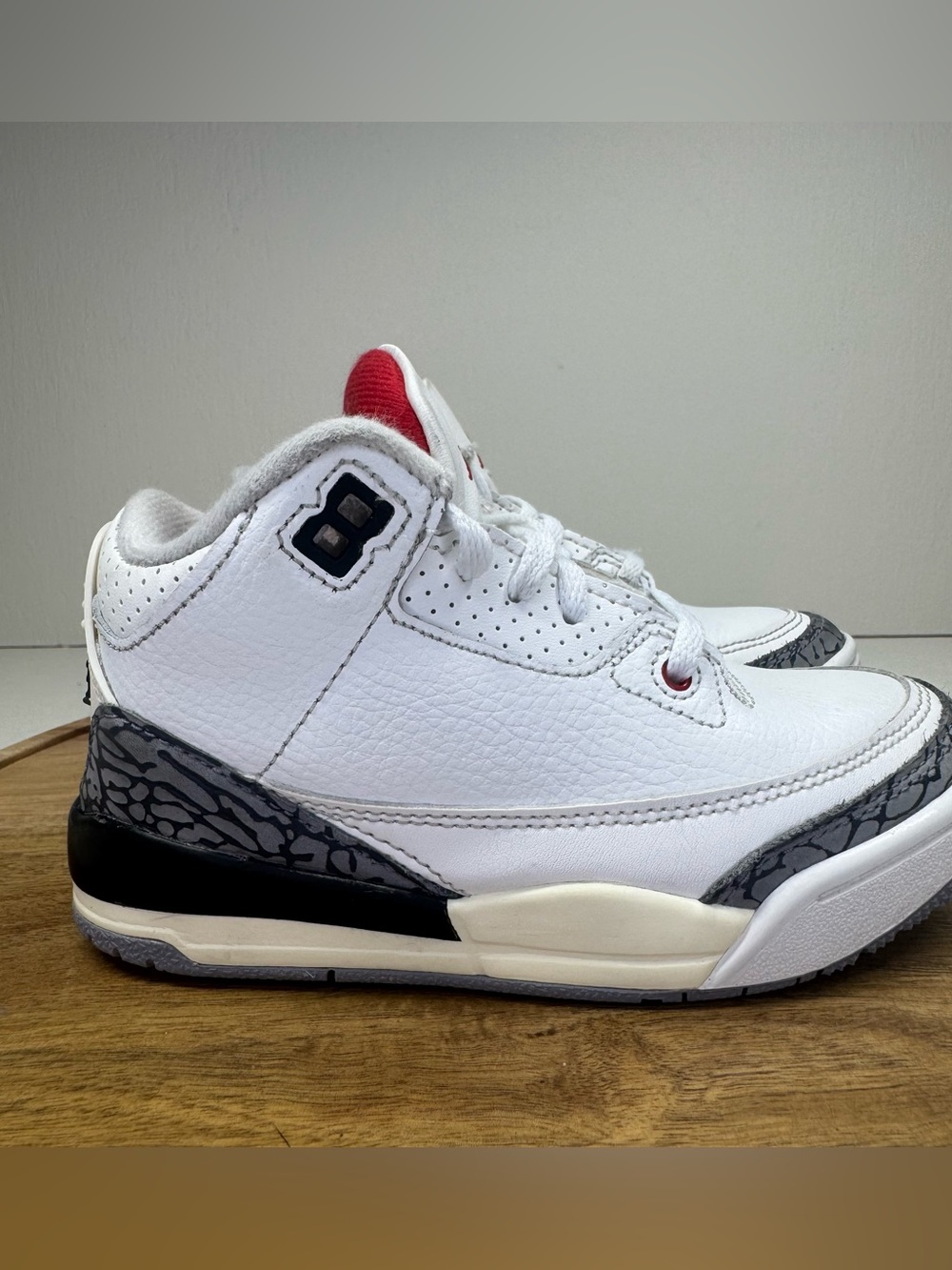 Nike Air Jordan 3 III Retro White Cement Reimagined DM0966-100 Youth Shoes 11.5C